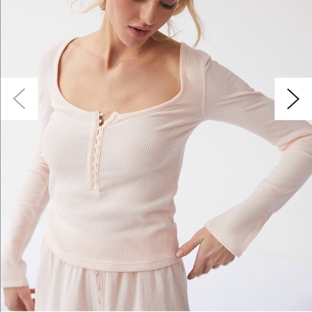 NWT Split Sleeve Henley Top